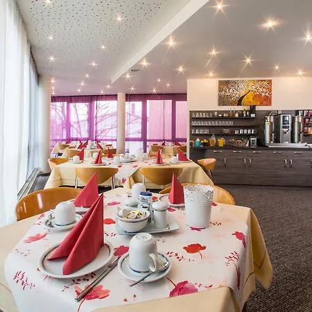 森林大街酒店 3* Groß-Zimmern