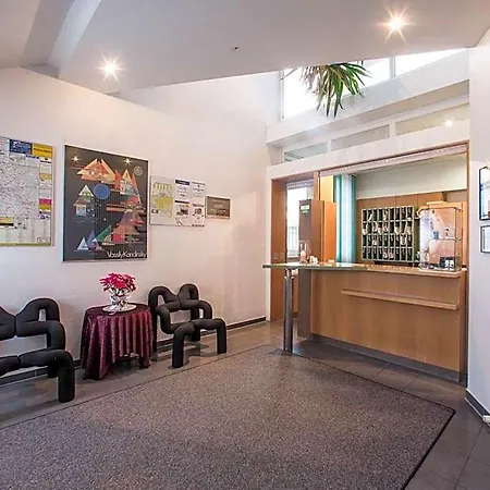 An Der Waldstrasse Hotel