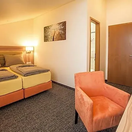 Hotel An Der Waldstrasse 3*