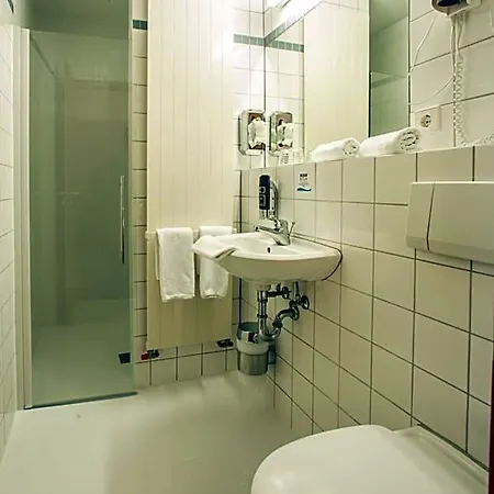 Hotel An Der Waldstrasse 3*