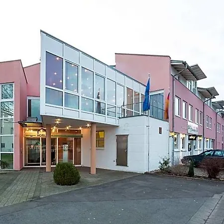 Hotel An Der Waldstrasse Gross-Zimmern